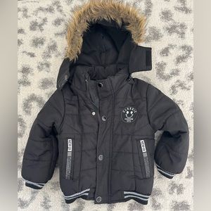 Toddler Boy Puffer Coat with Fur Hood. 3T. GUC